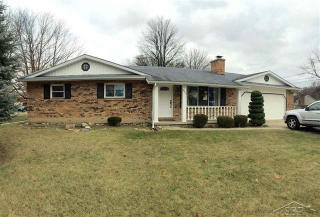 5212 Loganberry Dr, Saginaw, MI 48603-1139