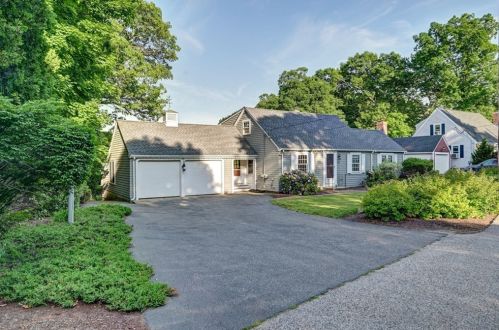 366 Liberty St, Braintree, MA 02184-6024