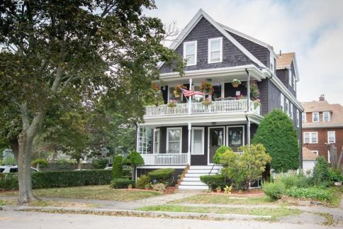 89 Central Ave, Quincy, MA 02169-3107