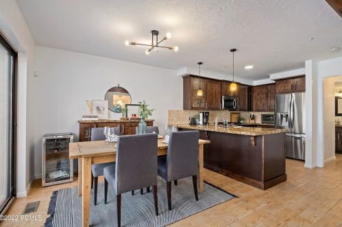 3036 Fawn Dr, Park City UT 84098-5368 exterior