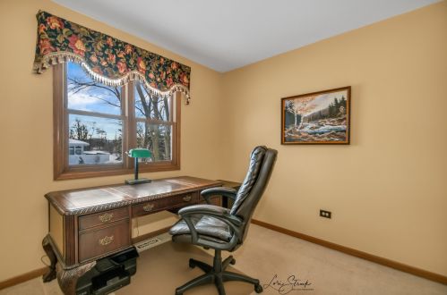 14 Meagan Ln, Lemont IL 60439-4496 exterior