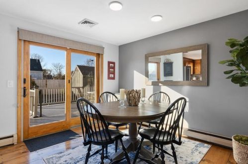 16 Joshuas Way, Chatham MA 02633-1565 exterior