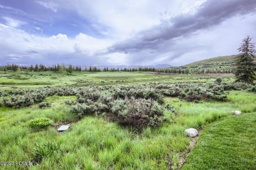 8035 Glenwild Dr, Park City UT 84098-5592 exterior