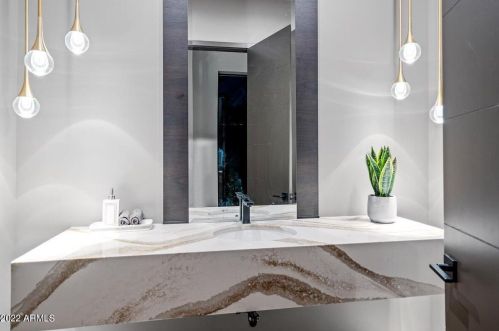 3120 Coolidge St, Phoenix AZ  85016-5033 exterior