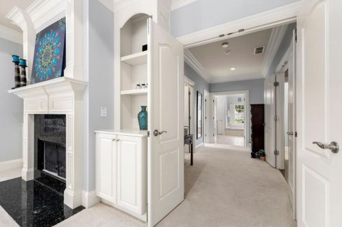 1789 Buckhead Vly Ln, Atlanta GA 30324-2795 exterior