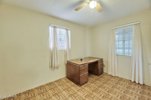 4234 42nd Pl, Phoenix AZ  85018-4290 exterior