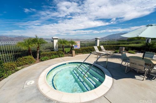 8035 Treeview Ct, Anaheim CA 92808-1553 exterior