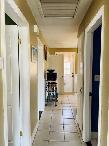 17 Moreland St, Worcester MA 01609-1050 exterior