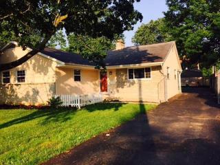 79 James Rd, Columbus, OH 43213-1017