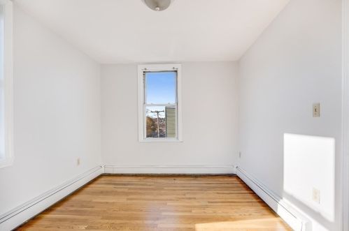 222 Clark Ave, Chelsea MA 02150-2514 exterior