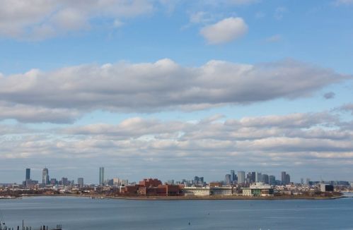 2001 Marina Dr, Quincy MA 02171-1538 exterior