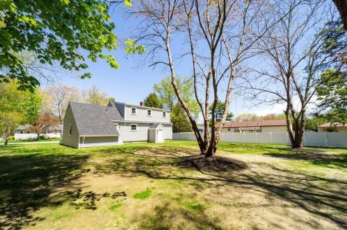 4 Birch Ave, Taunton MA  02718-1403 exterior