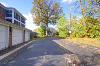 1503 Donard Park Ave, Louisville, KY 40218-2194