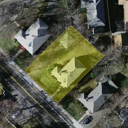 142 Langley Rd, Newton MA  02459-2056 aerial view