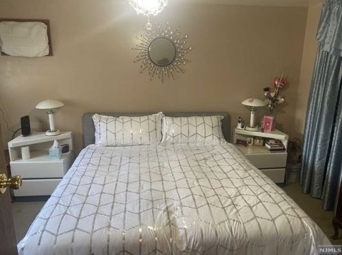 78 Sanford Ave, Belleville NJ 07109-1224 exterior