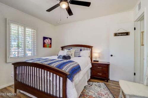 1701 Clarendon Ave, Phoenix AZ 85018-5209 exterior