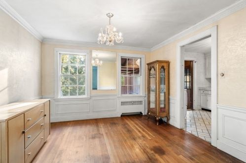 68 Washington St, Newton MA 02458-1726 exterior