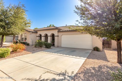 4203 Gleneagle Dr, Chandler, AZ 85249-7426