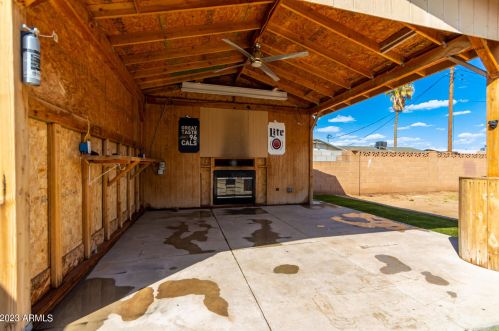 2248 Chipman Rd, Phoenix AZ 85040-2472 exterior