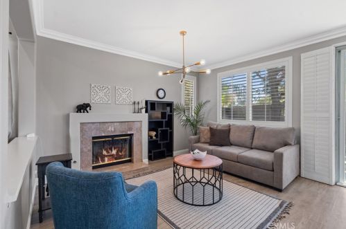 2 Bayfield, Irvine CA  92614-7907 exterior