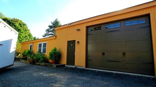 180 Hope St, Seekonk MA 02771-3001 exterior