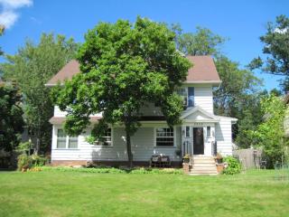 2859 Coventry Rd, Cleveland OH  44120-2237 exterior