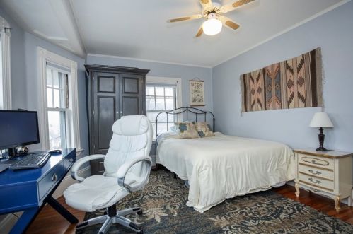 28 Pickett St, Beverly MA 01915-3441 exterior