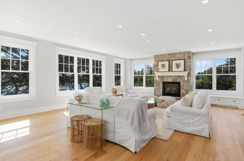 558 Fox Hill Rd, Chatham MA 02633-1412 exterior