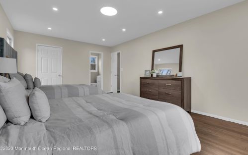 36 Drexel Dr, Jackson Twp NJ  08527-2328 exterior