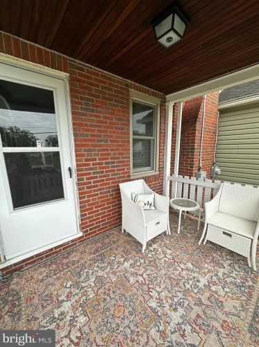 440 Jackson St, West Deptford, NJ 08096-2627