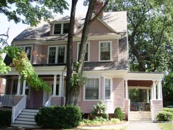 44 Walker St, Newton, MA 02460-1520