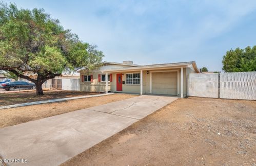 3042 Acapulco Ln, Phoenix, AZ 85053-4847