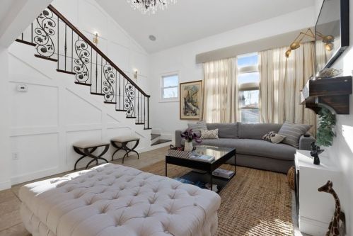 336 Elliot St, Newton MA 02464-1250 exterior