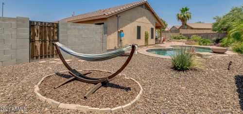 25801 65 Dr, Phoenix AZ 85033-1605 exterior