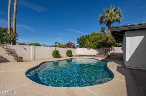 4032 Alan Ln, Phoenix, AZ 85028-4129