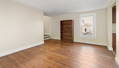 22 Oakland St, Newton MA 02458-1848 exterior