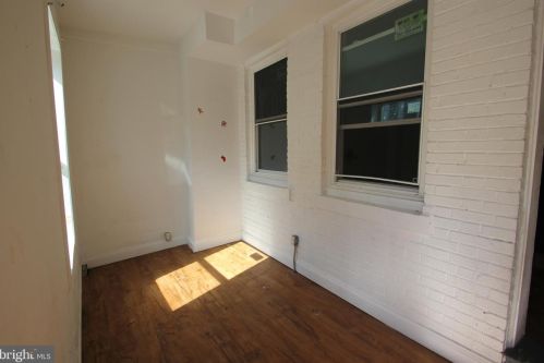 6205 Hazel Ave, Philadelphia, PA 19143-1022