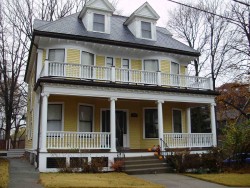 14 Hyde Ave, Newton, MA 02458-2311