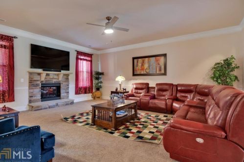 176 Way Point Dr, Stockbridge GA 30281-4050 exterior