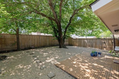 2716 Laurel Ln, Plano TX  75074-4810 exterior