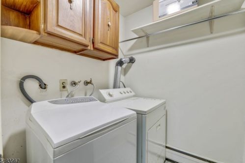 4 Pheasant Ln, Milford NJ  08848-1554 exterior