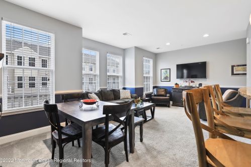 35 Kyle Dr, Tinton Falls NJ 07712-7536 exterior