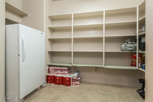 25303 51 Dr, Phoenix AZ 85031-3902 exterior