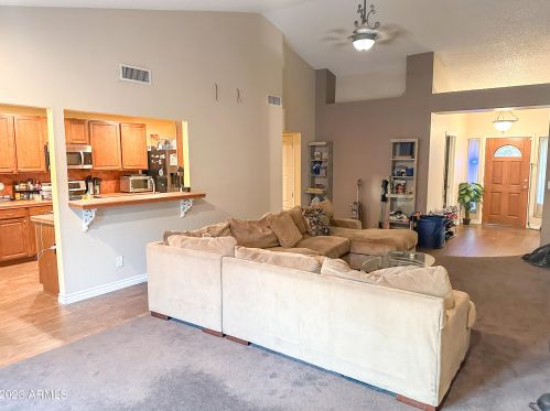 13406 38 Pl, Phoenix AZ 85032-7385 exterior