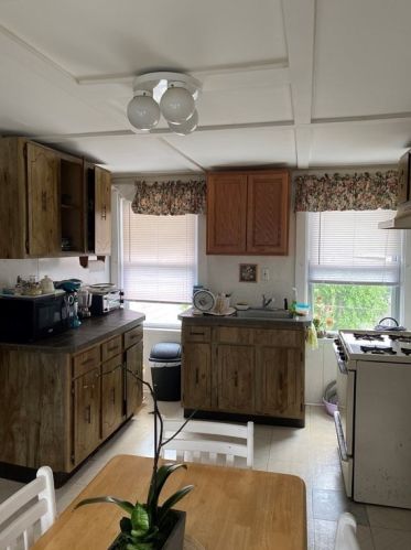 79 Bucknam St, Everett MA 02149-1213 exterior