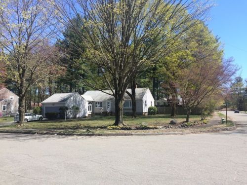 17 Keniston Rd, Lynnfield MA  01940-1814 exterior