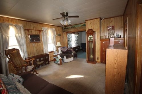 32 Winter St, Taunton MA 02780-1922 exterior