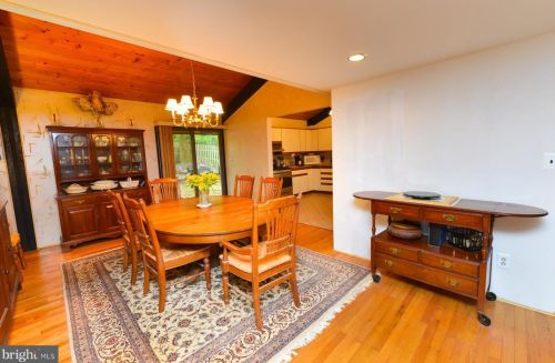 23 Linden Ave, West Deptford NJ 08051-1541 exterior