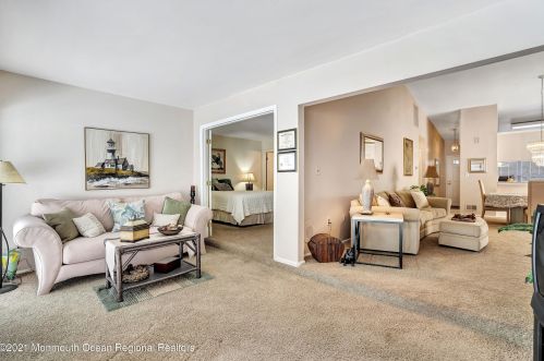 57 Smoke Tree Ter, Tinton Falls NJ 07701-6782 exterior