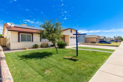 1444 Carson Rd, Phoenix AZ  85041-6711 exterior